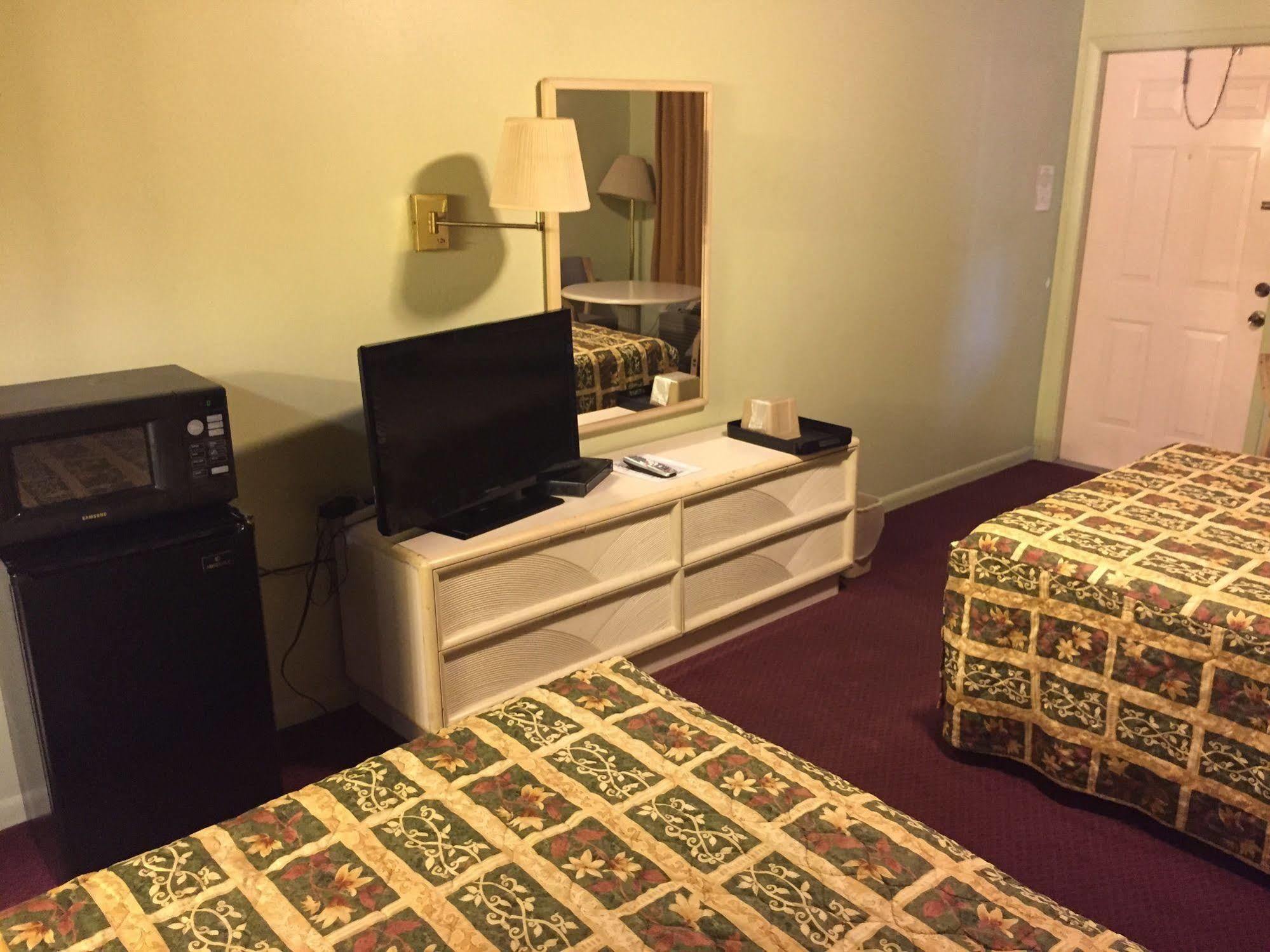 Sebring Inn エクステリア 写真