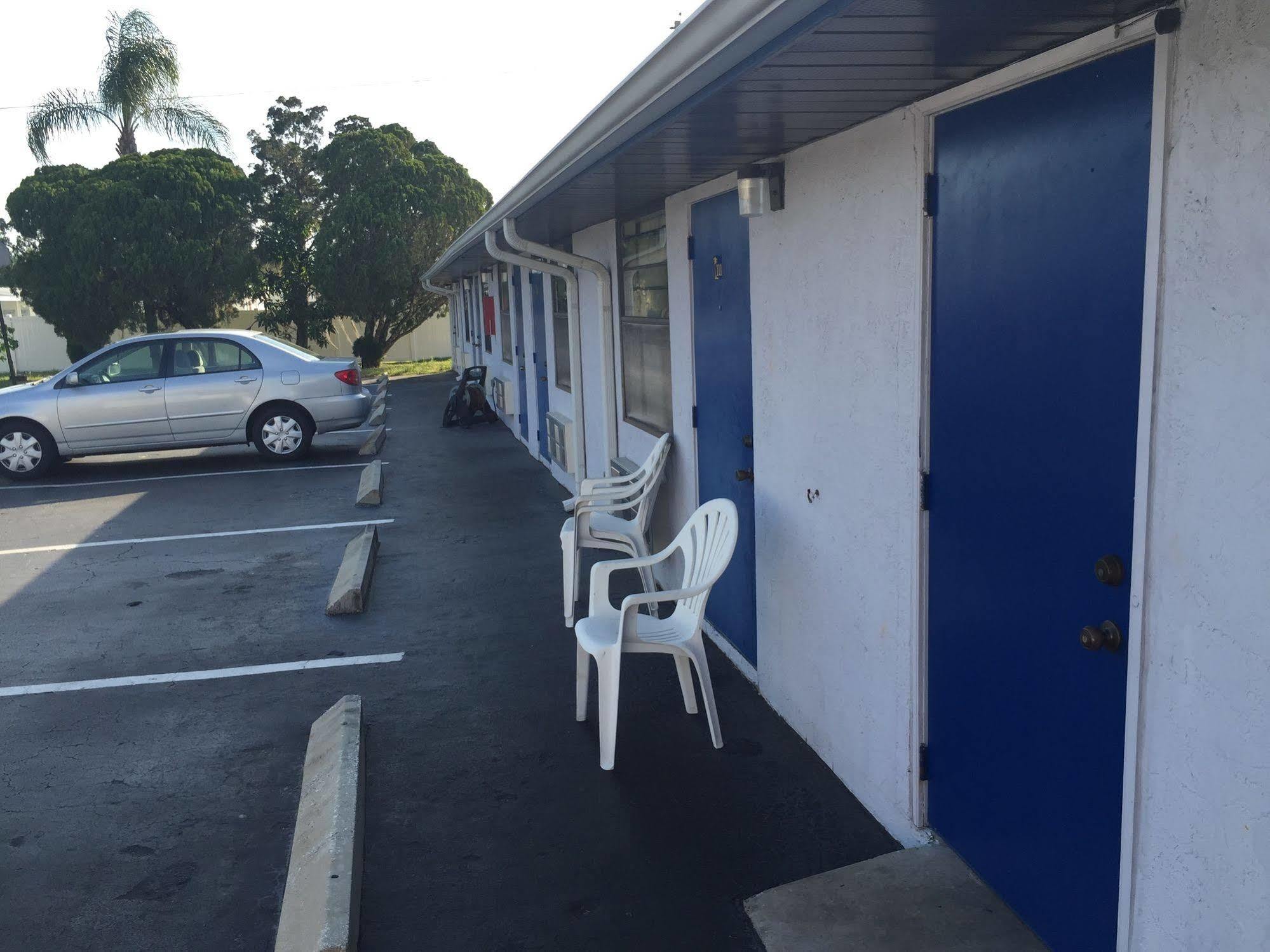 Sebring Inn エクステリア 写真
