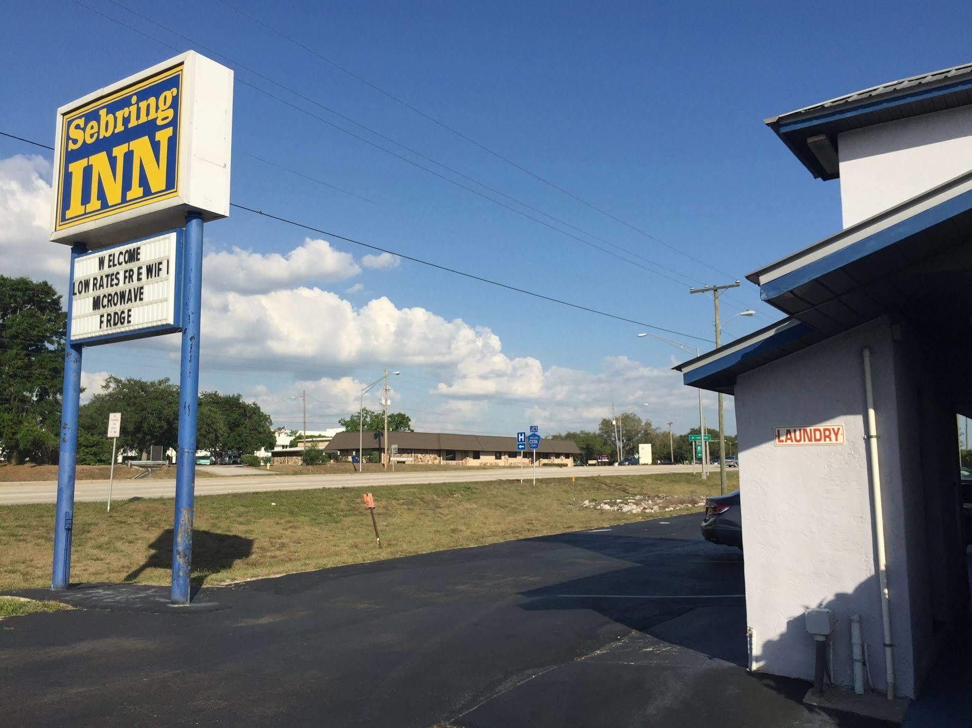 Sebring Inn エクステリア 写真
